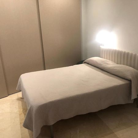 Ferienwohnung Estudio Con Parking Privado Madrid Exterior foto