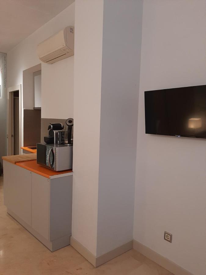 Ferienwohnung Estudio Con Parking Privado Madrid Exterior foto