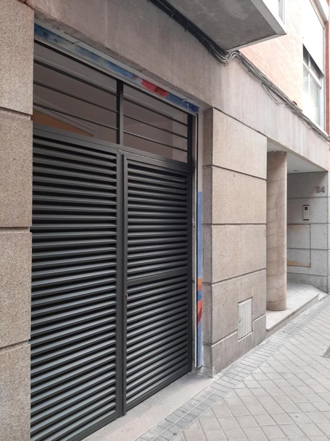 Ferienwohnung Estudio Con Parking Privado Madrid Exterior foto
