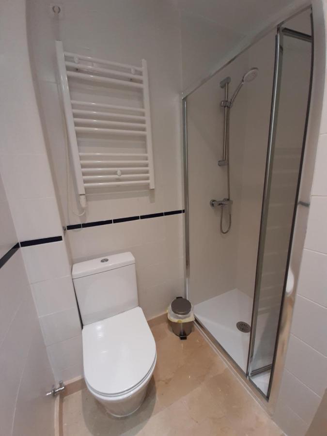 Ferienwohnung Estudio Con Parking Privado Madrid Exterior foto